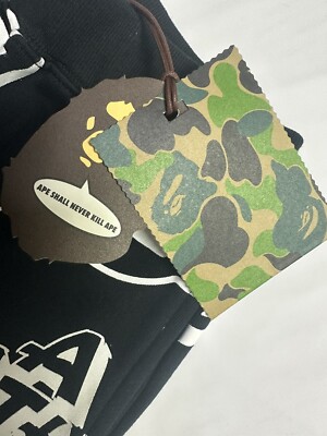 New A BATHING APE BAPE Kids Graffiti Pattern Sweat Shorts Black