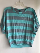 Splendid Gray/Tirquoise Top Size XS