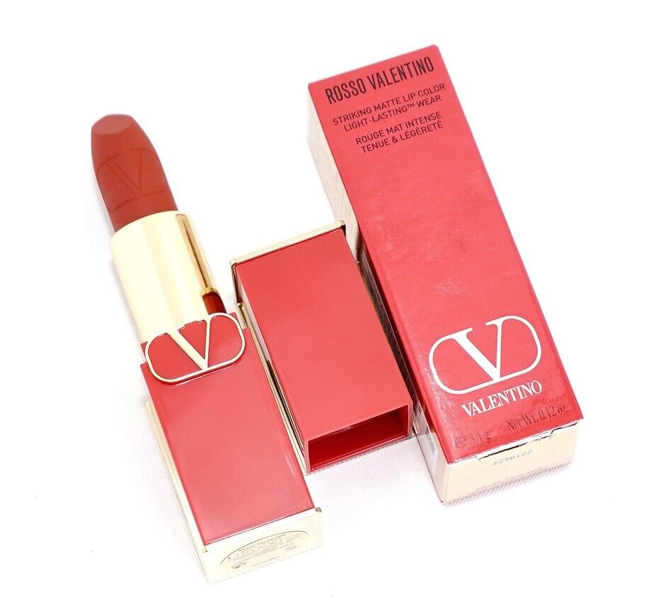 Valentino Rosso Valentino Matte Lip Color ~219A Star Studded Valentino Rosso Valentino Matte Lip Color ~219A Star Studded