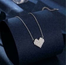 Women's Gorgeous Heart Pendant Round Simulated Diamond In 14k White Gold Plated