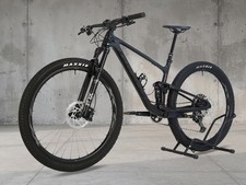 Giant Anthem Advanced Pro 29 2 2023 CARBON Full Suspensin Bike / M / RRP:£4,999