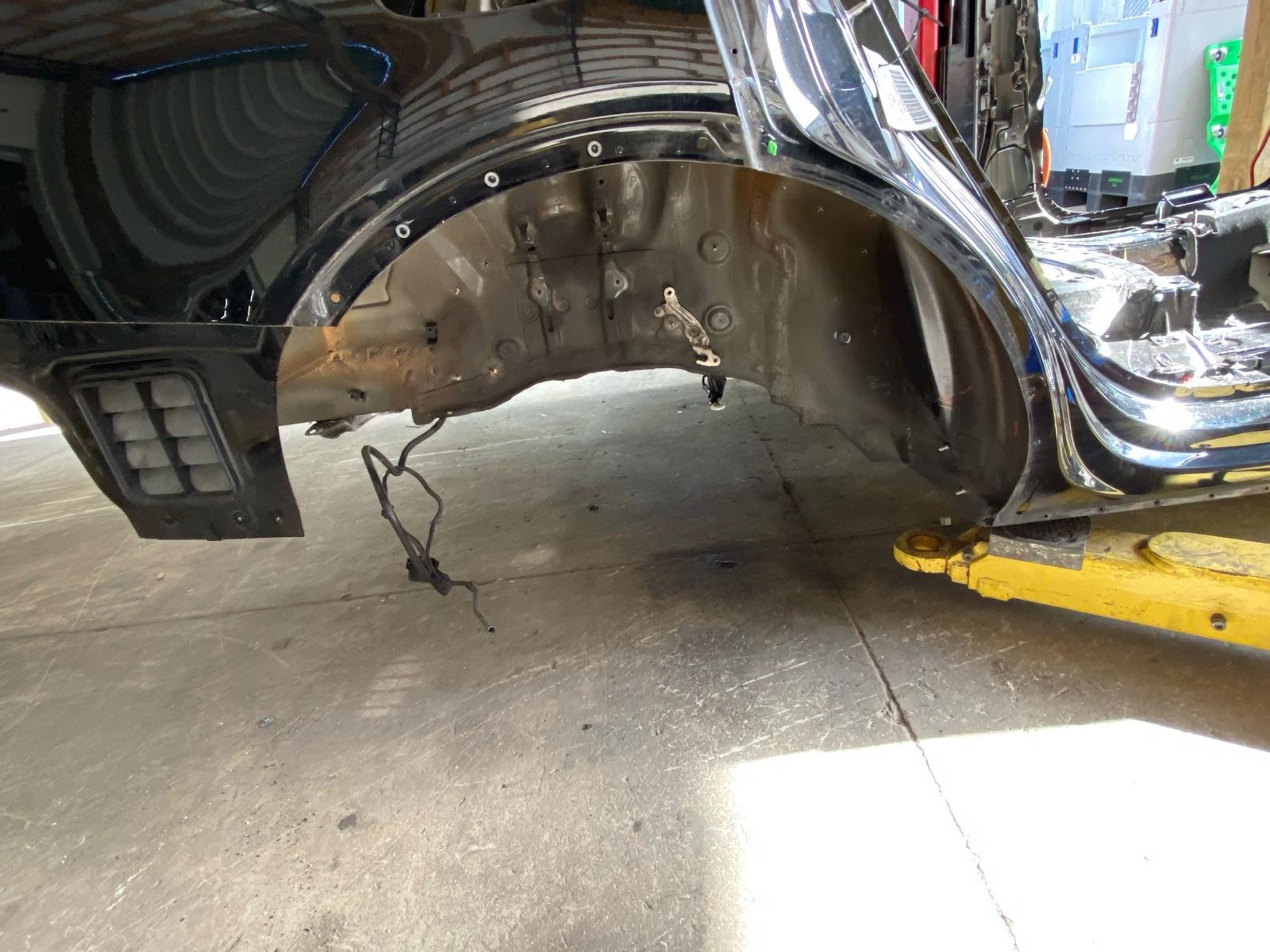 Bentley Bentayga 2016-2020 Rear Right Quarter panel