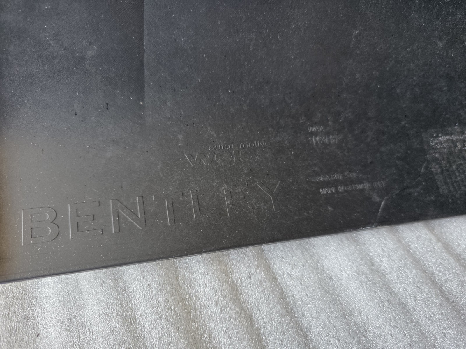 BENTLEY BENTAYGA REAR BUMPER OEM 36A807511 NEW