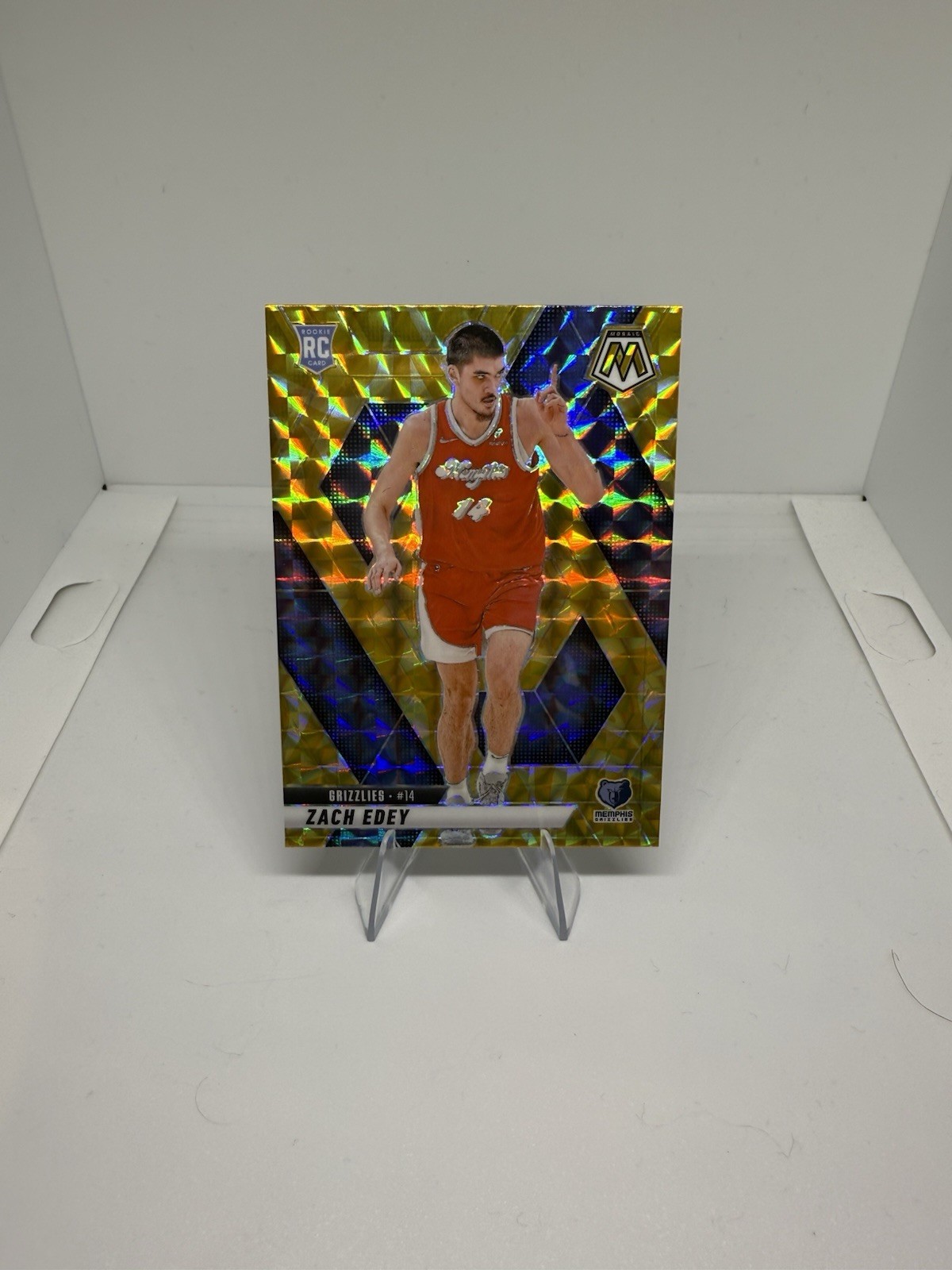 2024-25 Panini Mosaic Reactive Yellow Mosaic Zach Edey RC Memphis Grizzlies #248