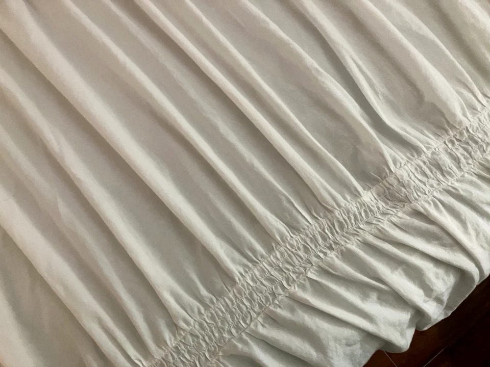 Simply Shabby Chic Duvet COVER Ruffled Smocked Gathered White Cotton, Full/Queen - Image 4 of 4