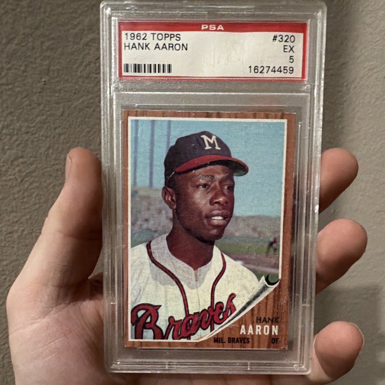 Topps 1962 Hank Aaron #320 Milwaukee Braves PSA Graded Baseball Card