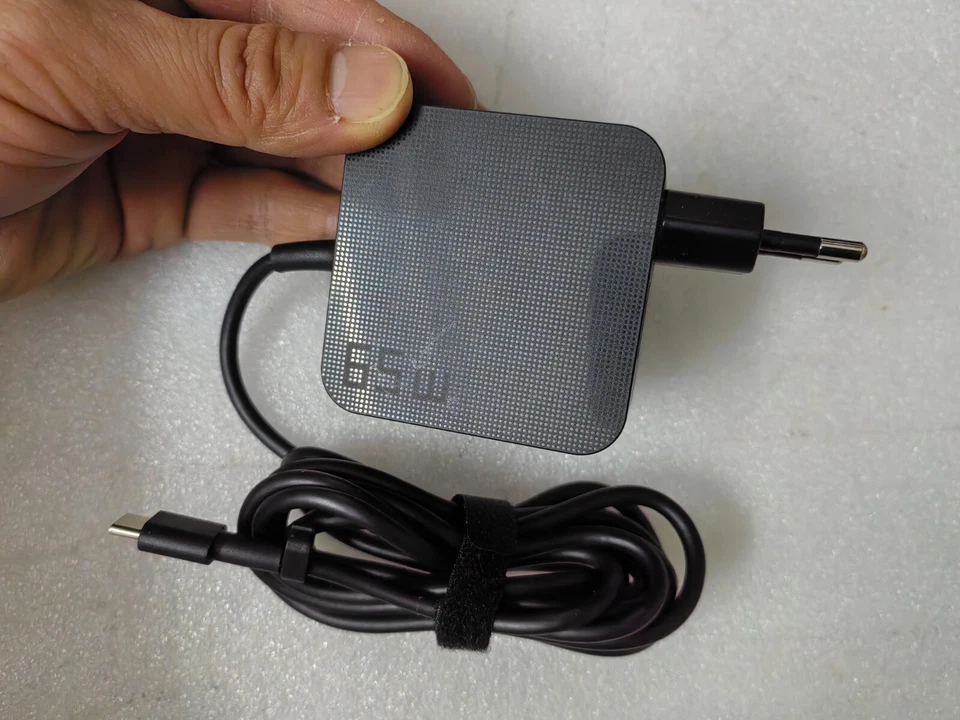 ADP-65JW Z Para ASUS ROG Zephyrus G14 GA401IU-HE001T 20V 3.25A TIPO-C 65W Genuino Foto 3 de 4