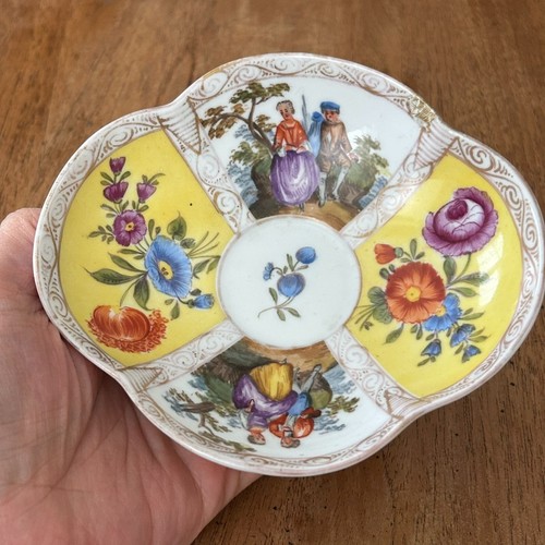 Antique Dresden Quatrefoil Trinket Dish – Late 19th Century German Porcelain. - Picture 4 of 6