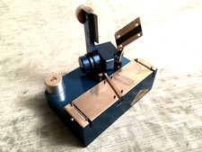 35mm DIAGONAL MOTION-PICTURE FILM TRACK BUTT SPLICER, ATOMIC FILM COMPANY, BLUE