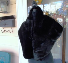 Women's Soft Faux Fur Cape Shawl Wrap Black Beautiful S