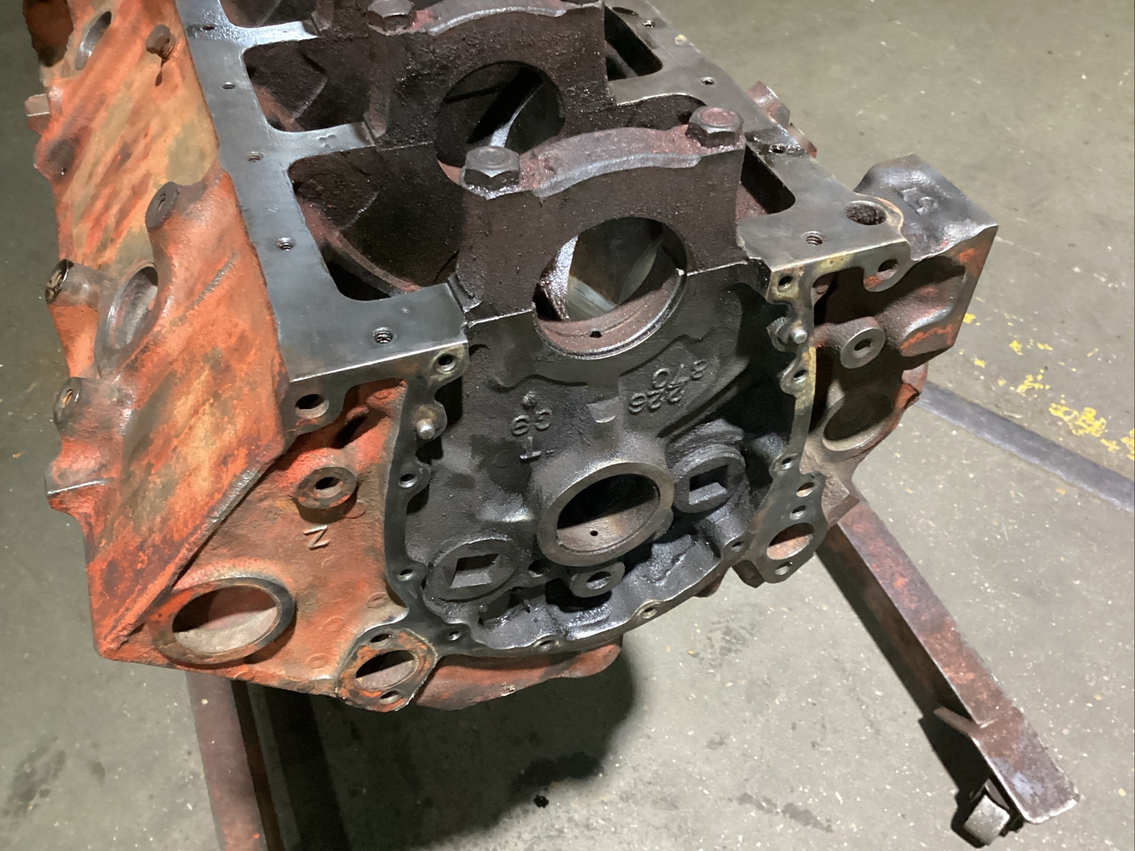 Chevy Small Block 1966 CHEVROLET SMALL BLOCK CHEVY 283 ENGINE BARE BLOCK. SUFFIX: ID. WE ...