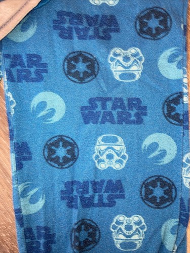 Star Wars Lego Childs 2-Piece Pajamas - Storm Trooper / Darth Vader - XS 4/5 - Picture 3 of 7