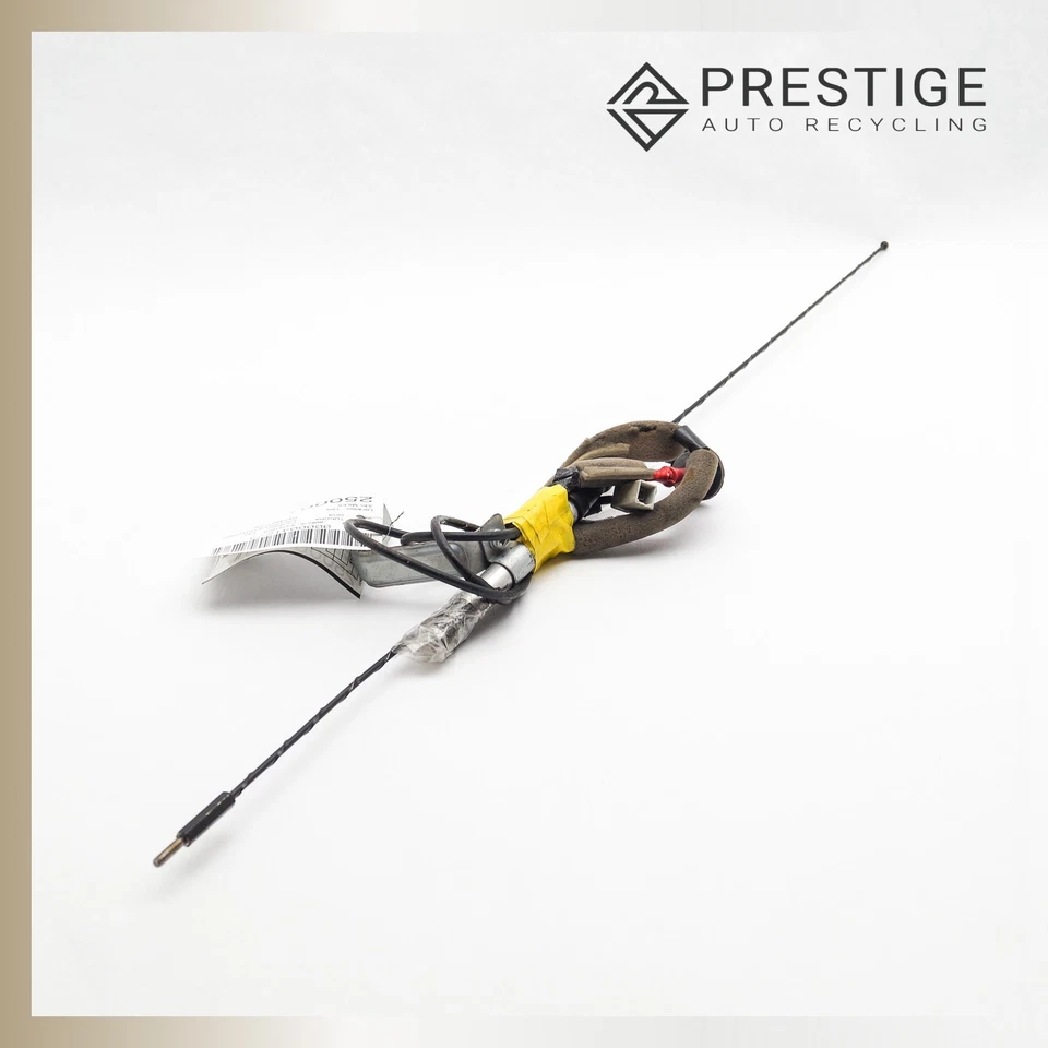 2014-2018 TOYOTA TUNDRA Radio Antenna 86300-0C090 OEM - Изображение 2 из 3