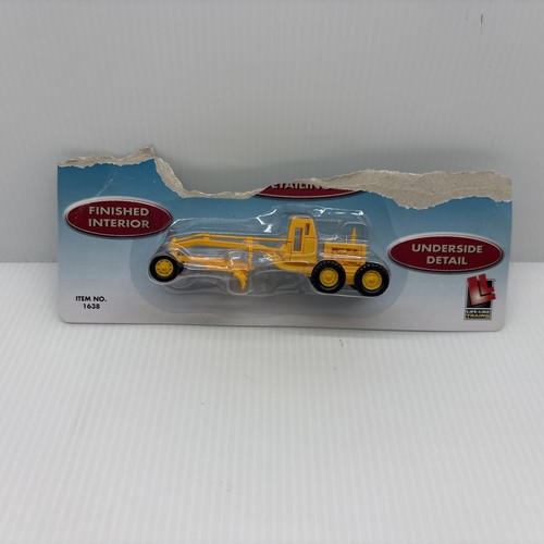 Nuevo arado Life Like Trains #1638 niveladora amarillo - paquete rasgado | Condition: New