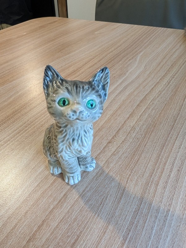 Goebel Cat Figurine Ceramic Tabby Seated Gray 31006 Germany Vintage