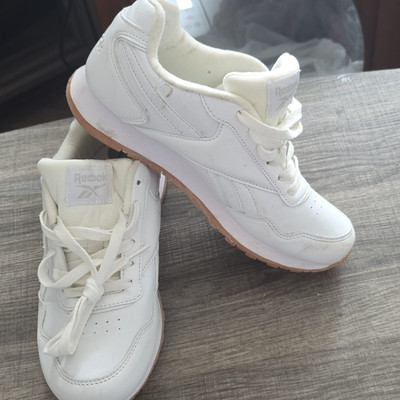 Reebok Men s White Low Top Lace-Up Athletic Sneakers Rubber Outsole