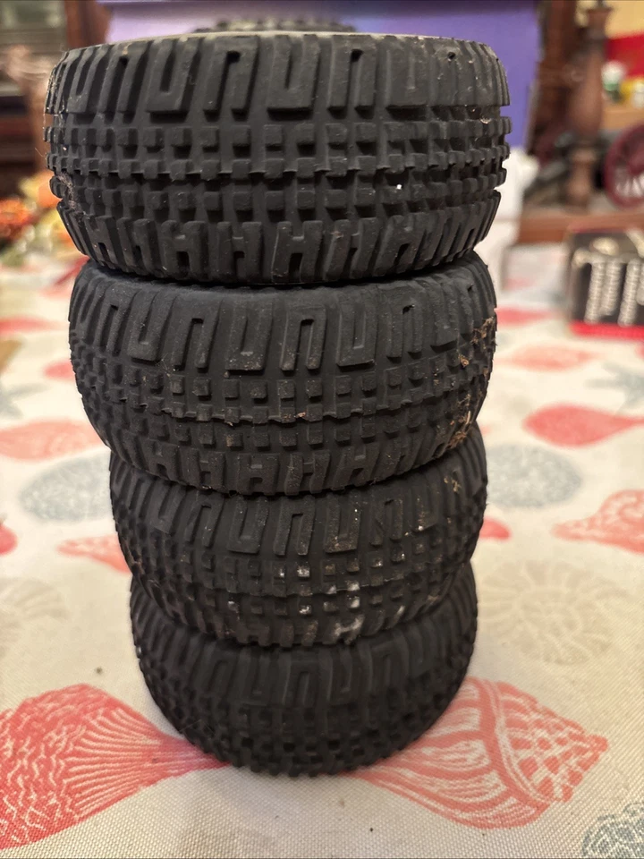 Team Associated SC10 Front& Rear Tire/Wheel Set Silver - Image 2 of 4