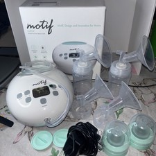 Motif Luna Breast Pump Lightly Used