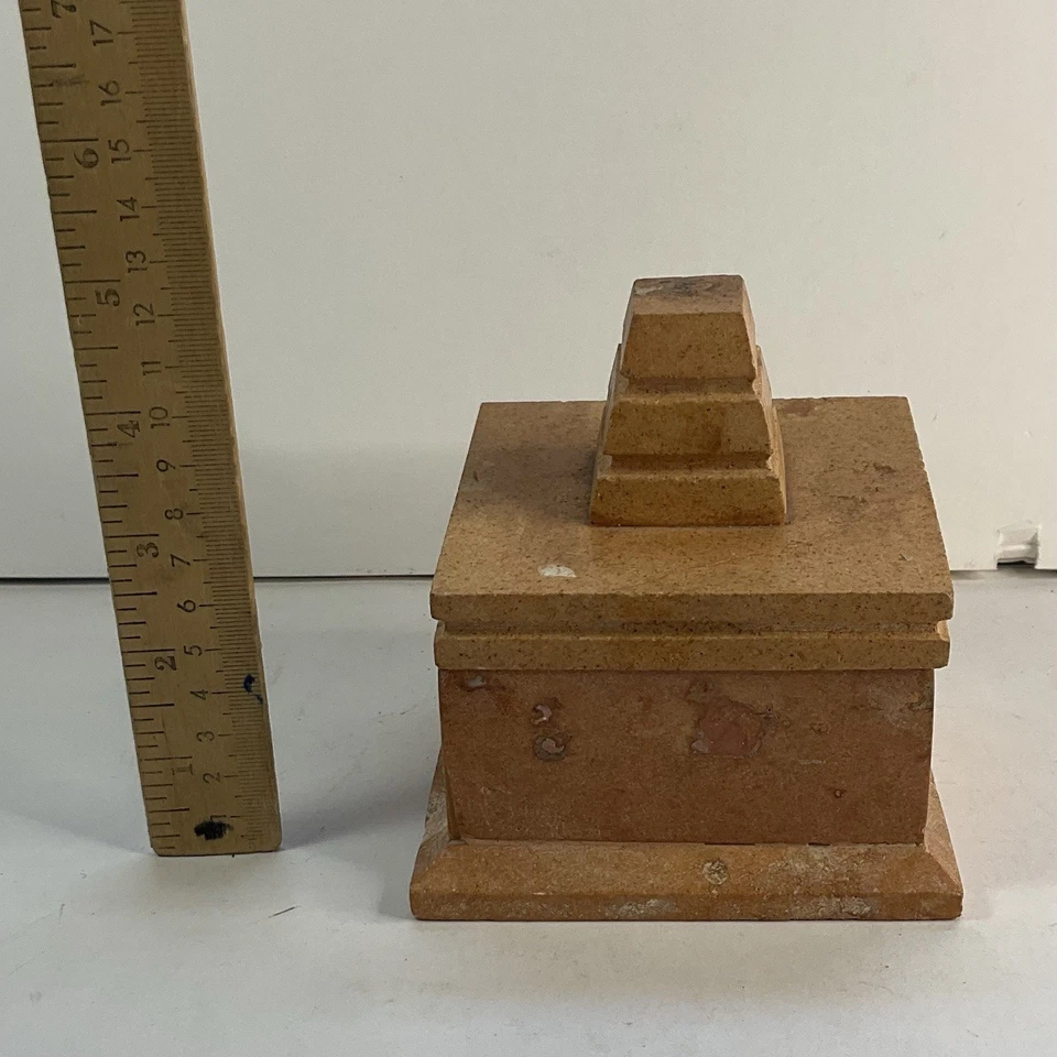 7个娃娃神庙Dzibilchaltun尤卡坦墨西哥纪念品容器土器皿 — 第 3/4 张图片