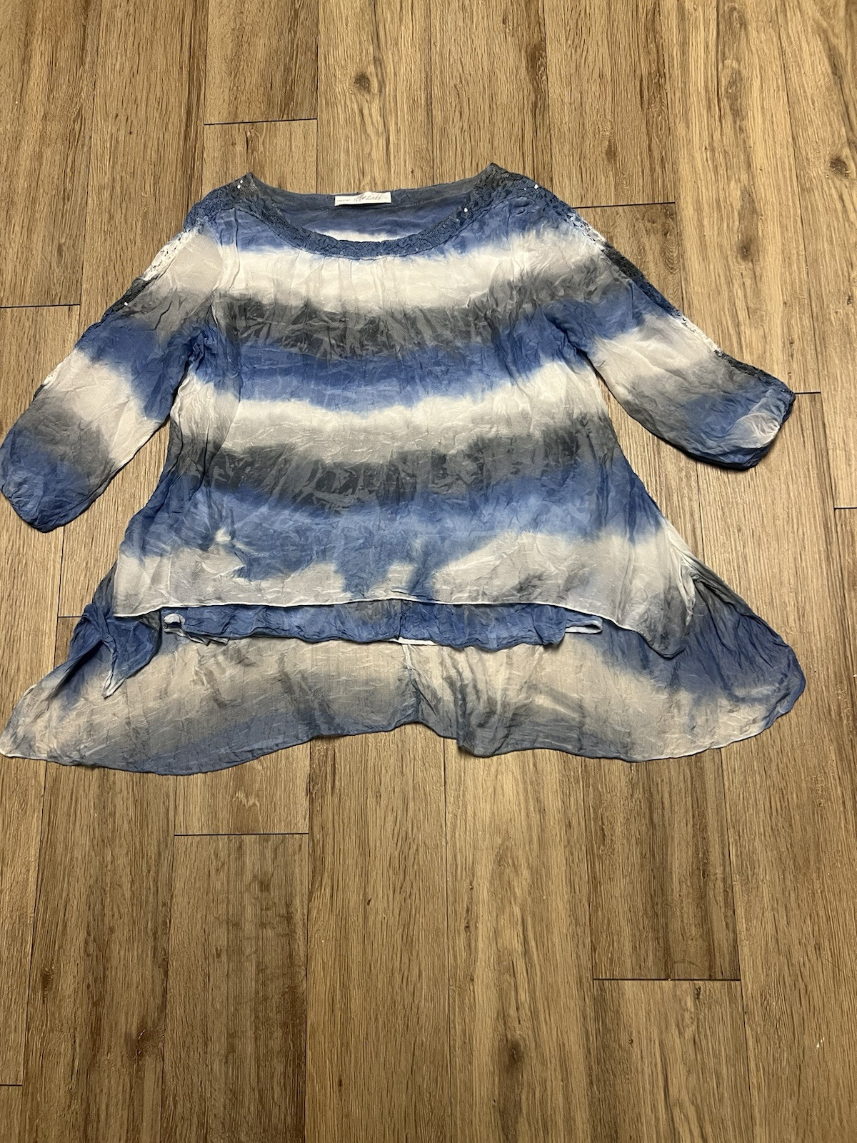 Ivy Lace Sleeveless Top for Women Elegant Floral Design