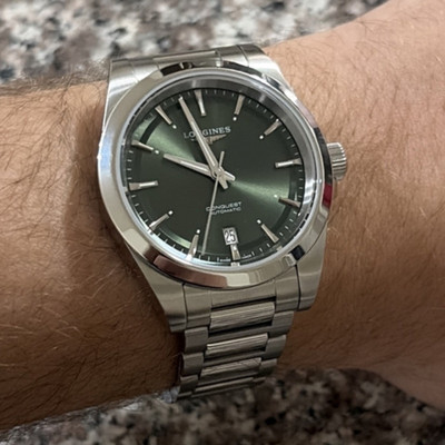 Longines Conquest Automatic Green Sunburst Dial Stainless Steel Men's Wristwatch