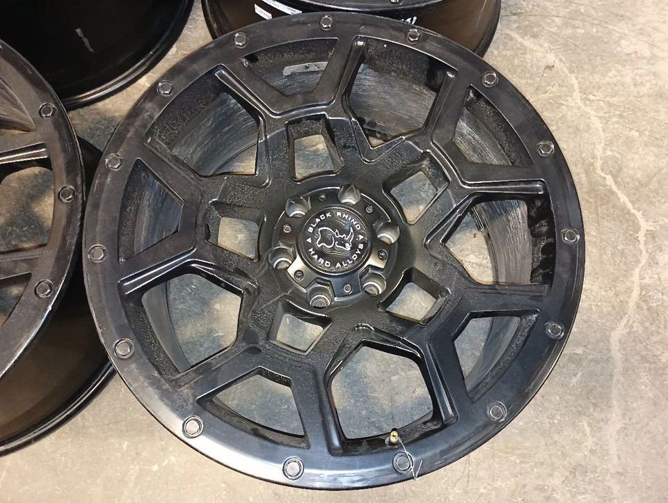 Set of 4 20x9.5 Wheel Rim Black Rhino Overland 6x5.5 Lug Pattern 11534999 - Image 2 of 4