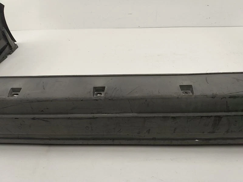 VOLVO 740 WAGON Rear Bumper Cover 90 91 92 1990 1991 1992 - Image 4 of 4
