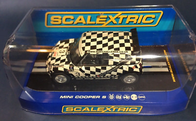 Scalextric C2911 Mini Cooper Sport Nixon Associates Nr. 3