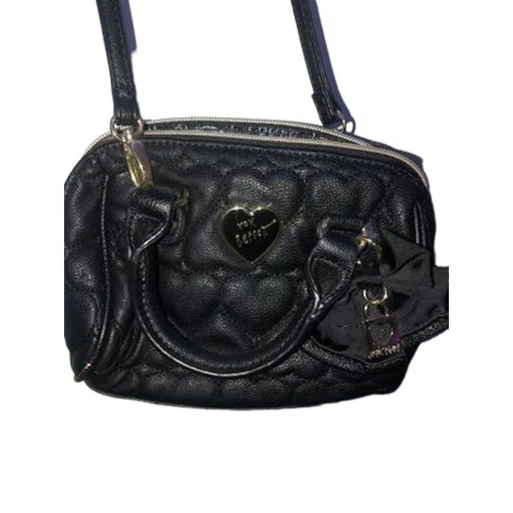 BETSEY JOHNSON Quilted Black Heart Handbag Bow Em… - image 3