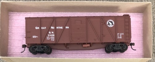 EXCELENTE ESTADO - PRECISIÓN #7107 G.N. 40' O.B. Coche caja madera #31426 (GN31426) | Zustand: Used