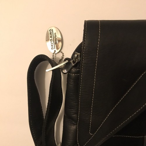David King Black Leather Messenger Handbag  Boston - Picture 2 of 11