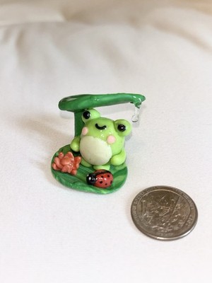 Pottery Frog Under Leaf Rain Clay Sculpture Handmade Art Figurine Cute
