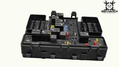 Engine Bay Fuse Relay Junction Box Block Module Unit  Ford Fusion 2017-2020 OEM