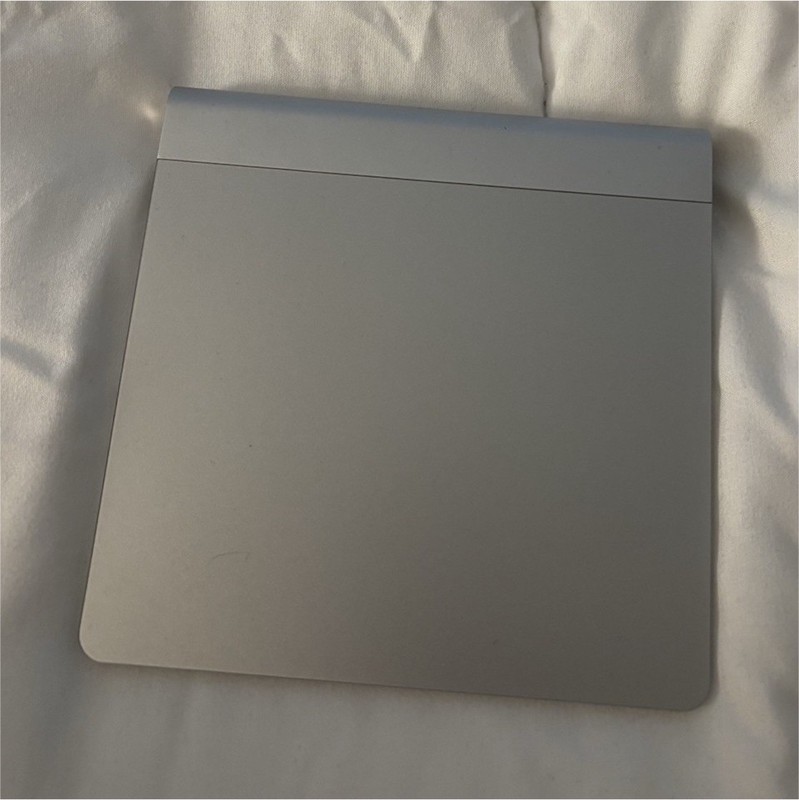 Apple Magic Trackpad A1339 Wireless Bluetooth Multi-Touch Touch Trackpad Silver