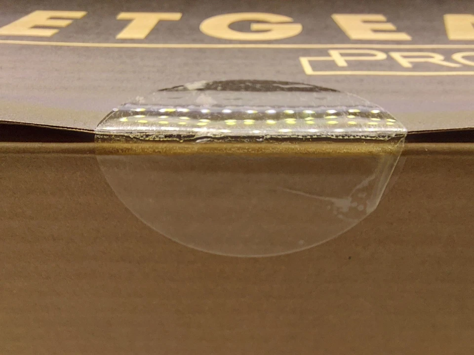 Netgear 24 Port GE Layer2 Managed Gigabit Switch GSM7224-200NAS - Image 4 of 4