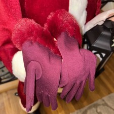 Elegant Women's Winter Acrylic Gloves with Fur Trim
