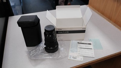 Sigma 20mm F/1.4 DG HSM Art (for Sony E mount) with Box and Papers Free Shipping