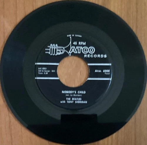 Beatles Ain’t She Sweet / Nobody’s Child 1964 Atco 6308 45rpm Canada 7” single
