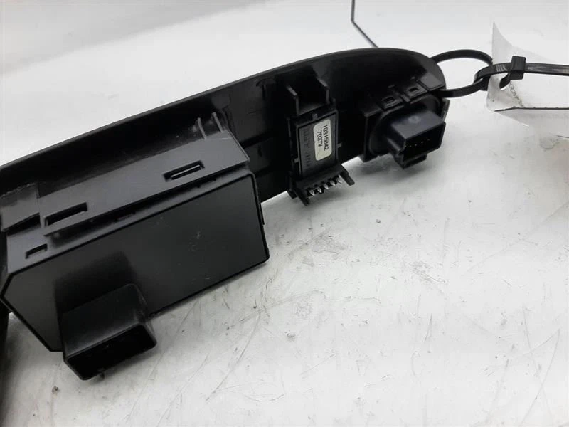 Interruptor puerta delantera izquierda conductor ventana conductor 05-09 Pontiac Montana 15198643 Foto 3 de 4