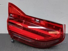 Feu arrière BMW 740