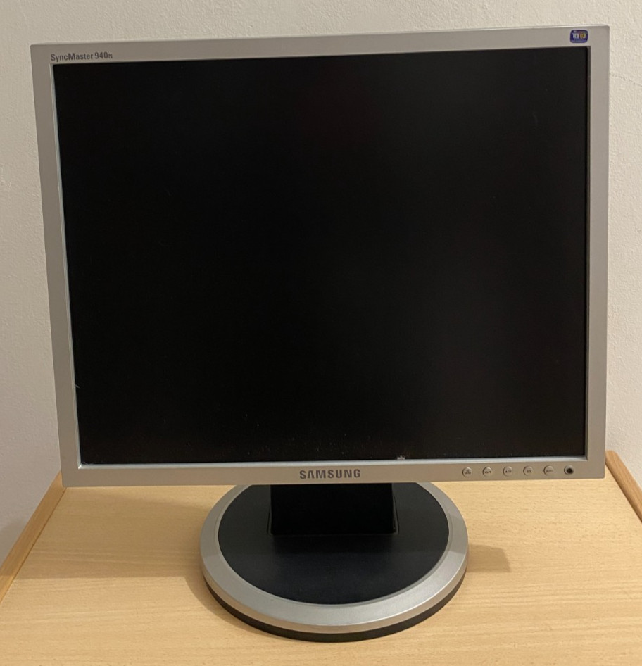 Samsung 940N Monitor PC 48,3 cm (19") 1280 x 1024 Pixel, colore Argento/Nero foto 5