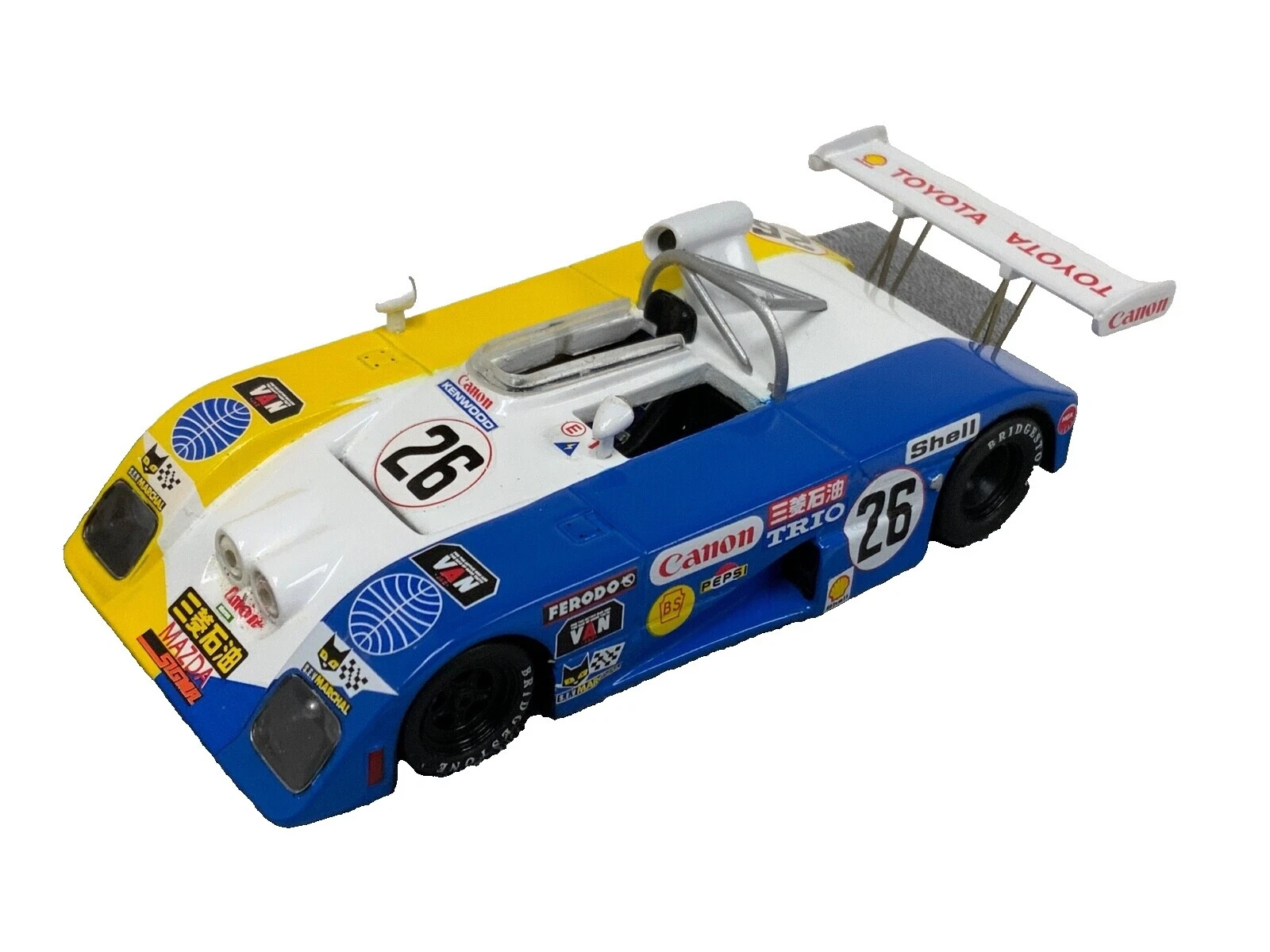 Литая игрушка Bizarre 1:43