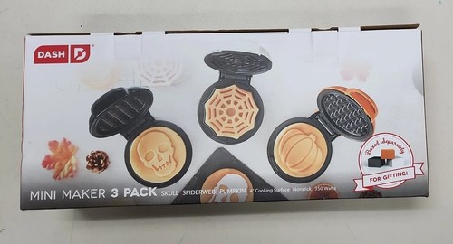 Dash Nonstick Mini Waffle Set Pumpkin, Skull,Spider Web, 4" cooking surface - Picture 2 of 12
