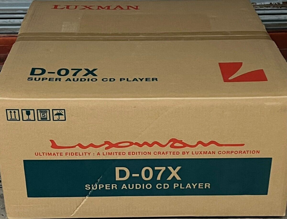 LUXMAN D-07X SACD/CD player Super Audio CD PLAYER MQA-CD LUXMAN D-07X SACD/CD player Super Audio CD PLAYER MQA-CD