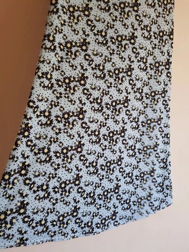 Asos Design maternity Size 10 short sleeve floral midi dress - Blue - Picture 4 of 5