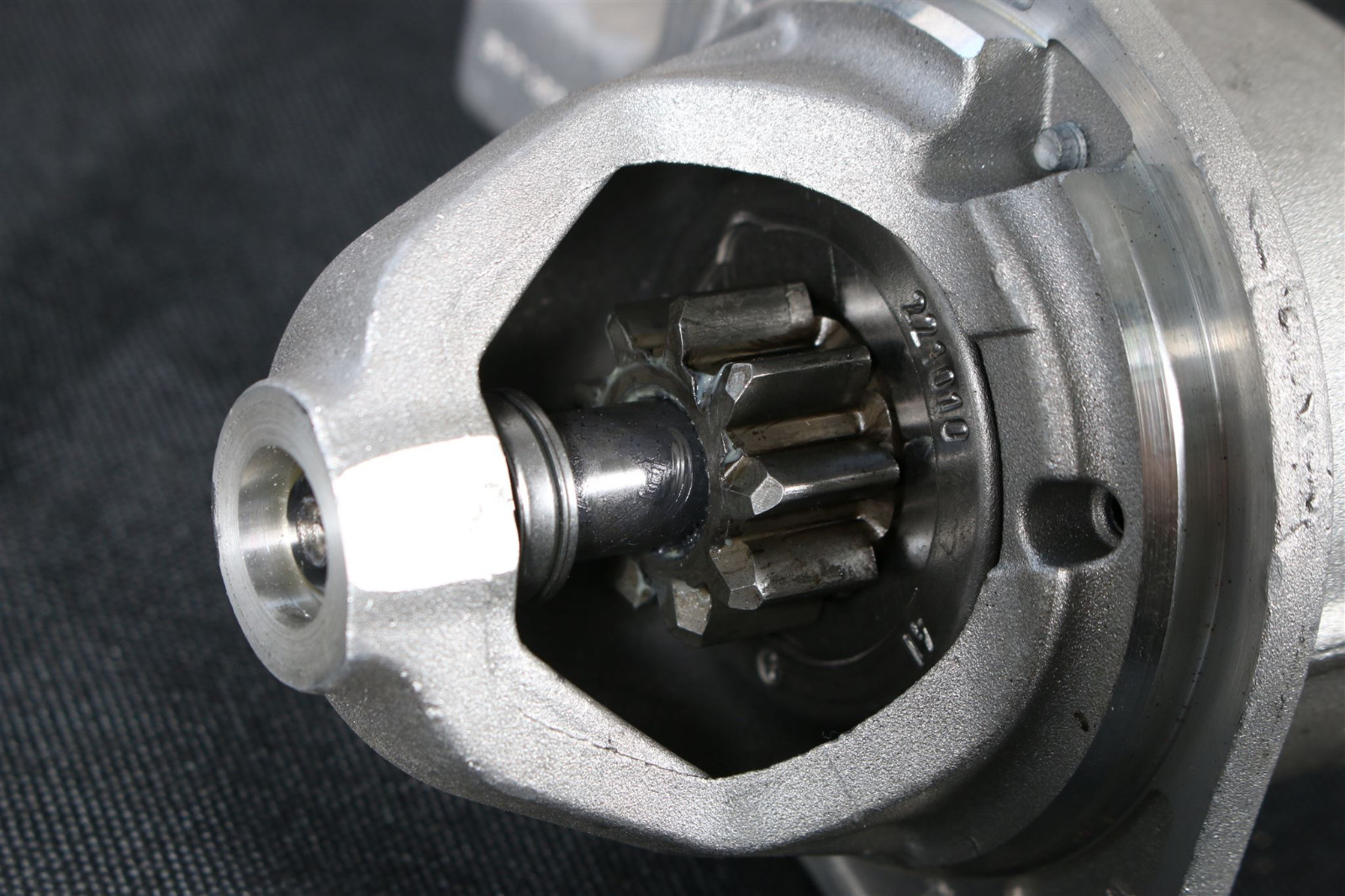 BMW 3 Coupe E92 320 i Starter Motor 7589352 2.00 Petrol 125kw 2007 