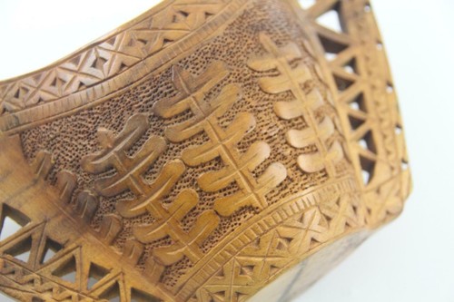 Vintage Carved Yugoslavian Double Handle Wedding Ceramonial Shepard Folk Art Cup - Picture 8 of 10