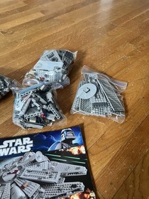 LEGO Star Wars: Millennium Falcon (7965)