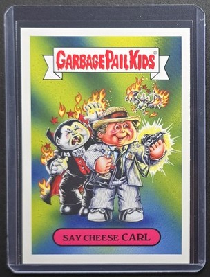 2019 Garbage Pail Kids Retro Horror Sticker Say Cheese Carl 9b