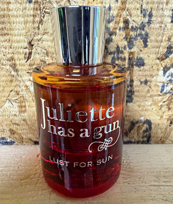 Juliette Has a Gun Lust for Sun Eau de Parfum Spray 8ml Travel Size